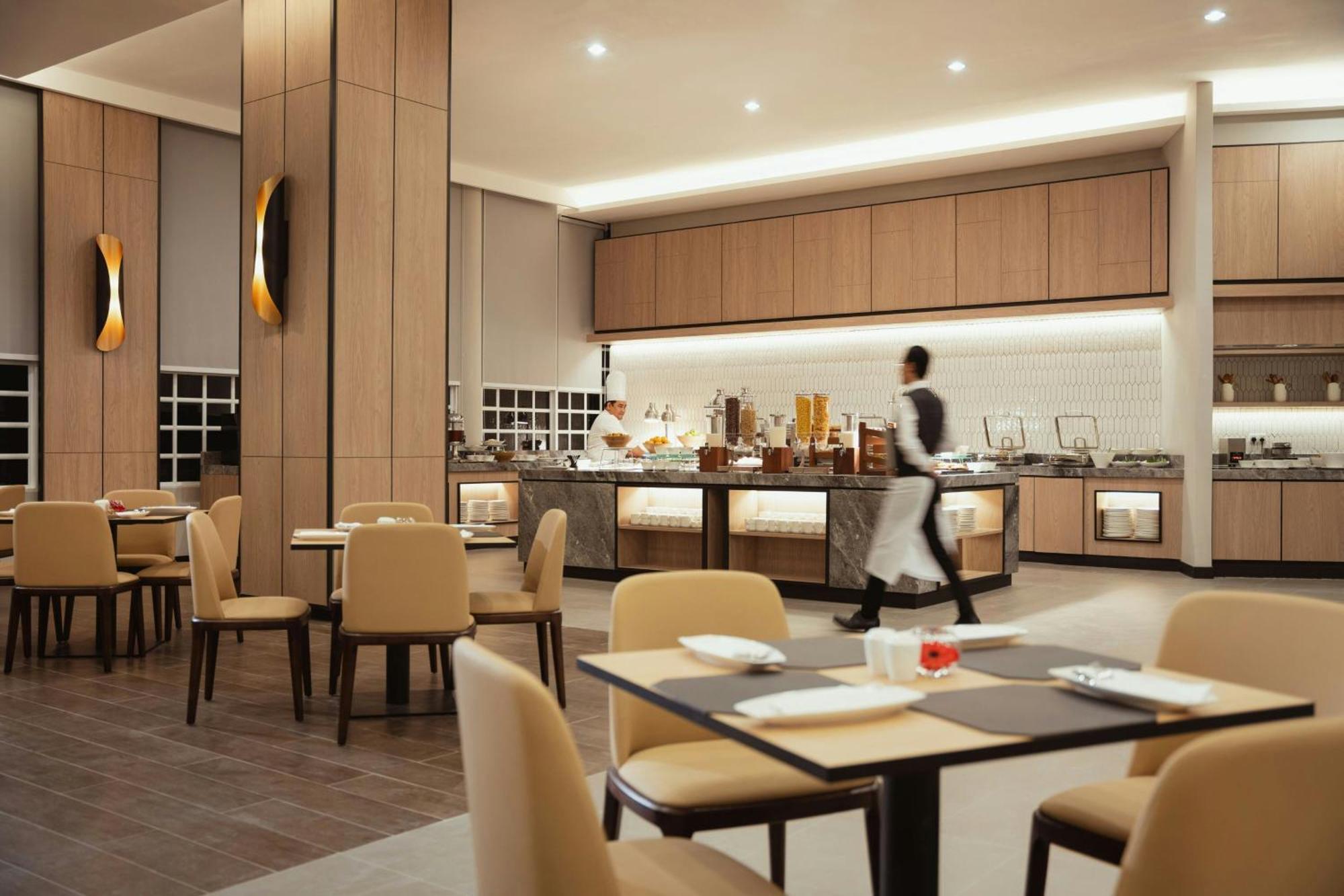 Ac Hotel By Marriott Ипох Екстериор снимка