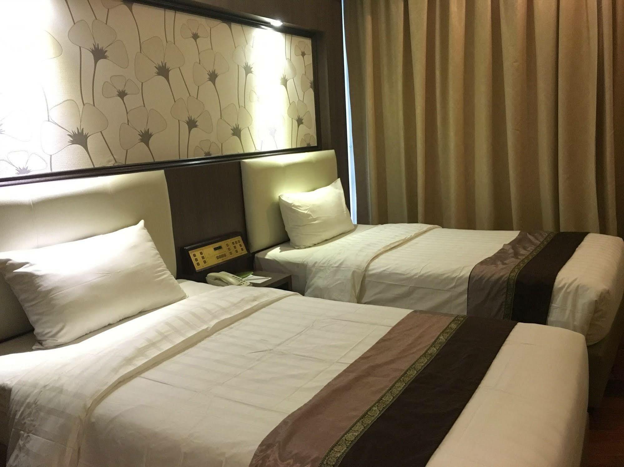 Ac Hotel By Marriott Ипох Екстериор снимка