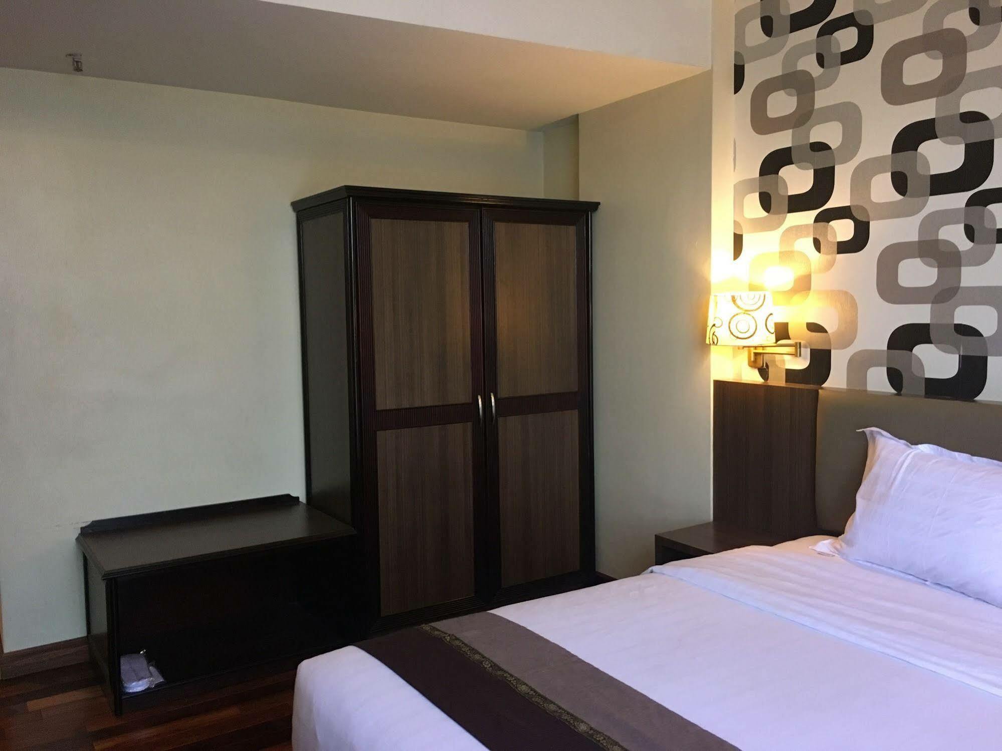 Ac Hotel By Marriott Ипох Екстериор снимка